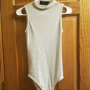 MINKPINK Light Gray Ribbed Top